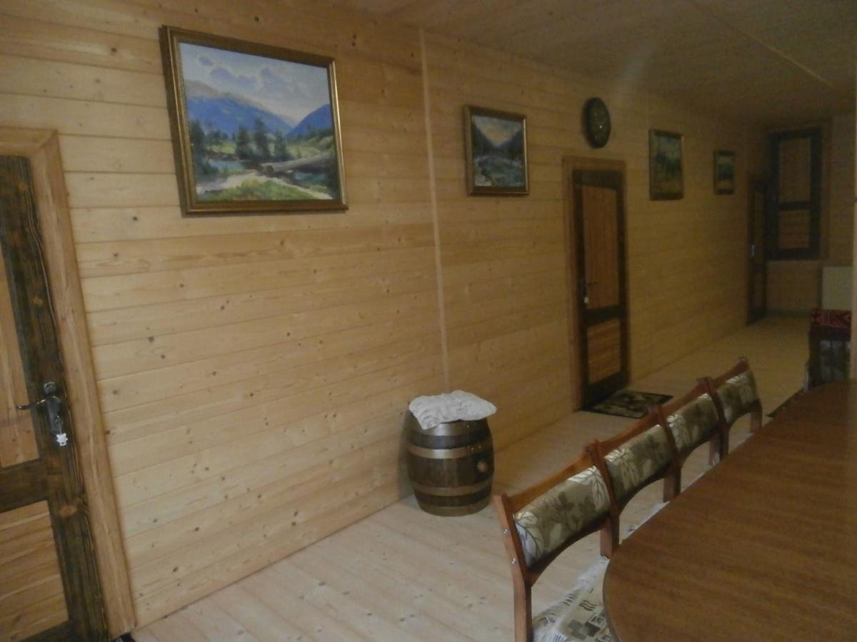 Ferienwohnung Karpatskiy Domik Izky Exterior foto