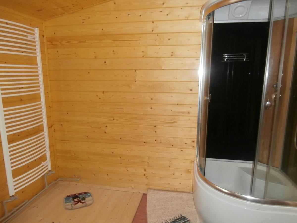 Ferienwohnung Karpatskiy Domik Izky Exterior foto