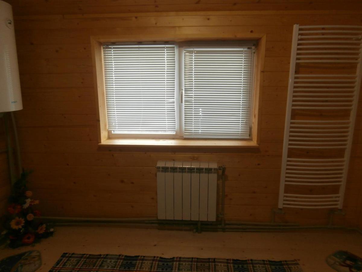 Ferienwohnung Karpatskiy Domik Izky Exterior foto